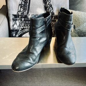 Coach Black Gold Pauline Heeled Leather Boots 6.5